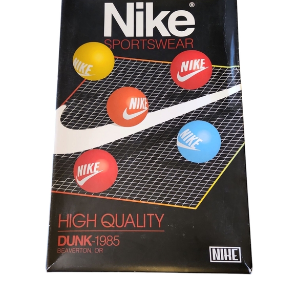 Athletic_Shoes